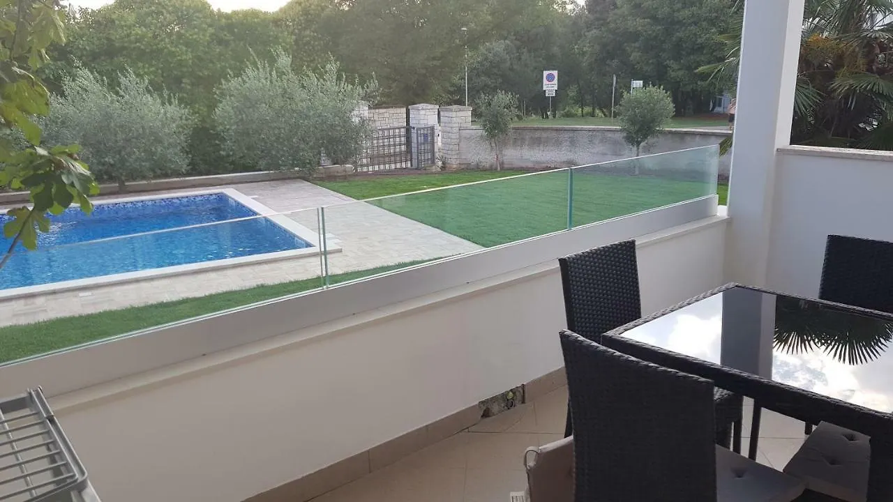 Aura Residence Rovinj 0*,