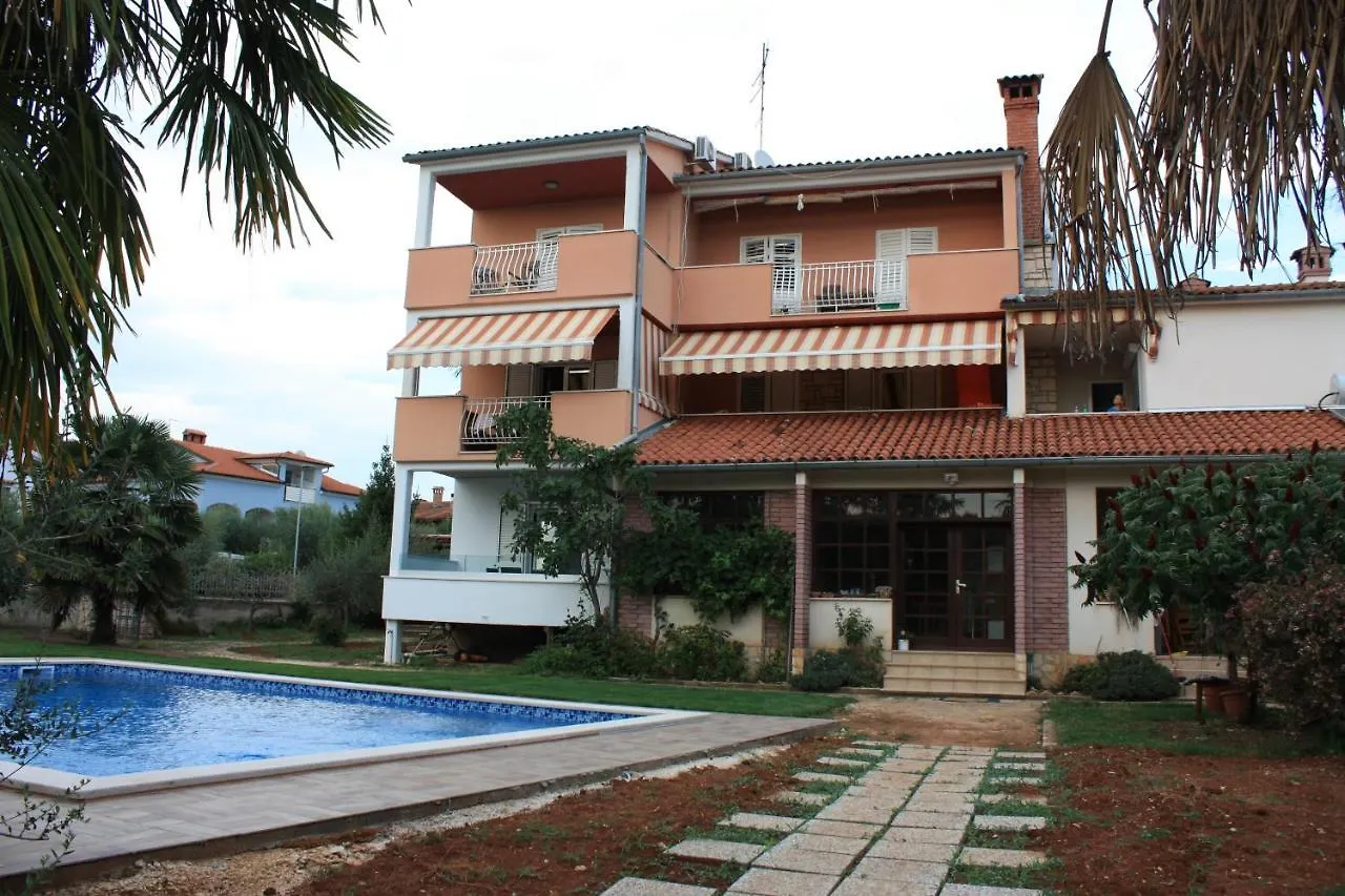 Aura Residence Rovinj 0*,