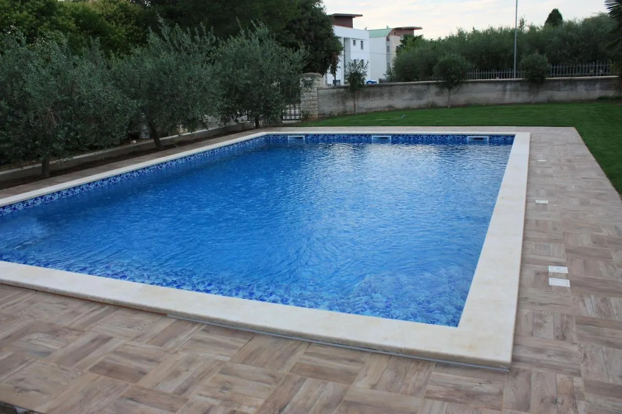 Aura Residence Rovinj 0*,